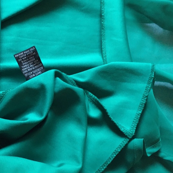 Lovely Green Chiffon and Satin Dress - Picture 7 of 8